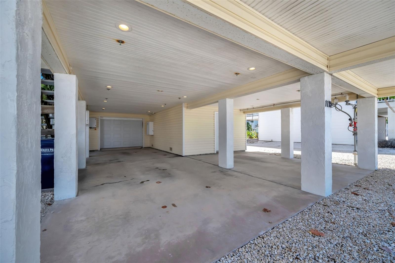 1105 GULF DR S #2, BRADENTON BEACH, FL, 34217