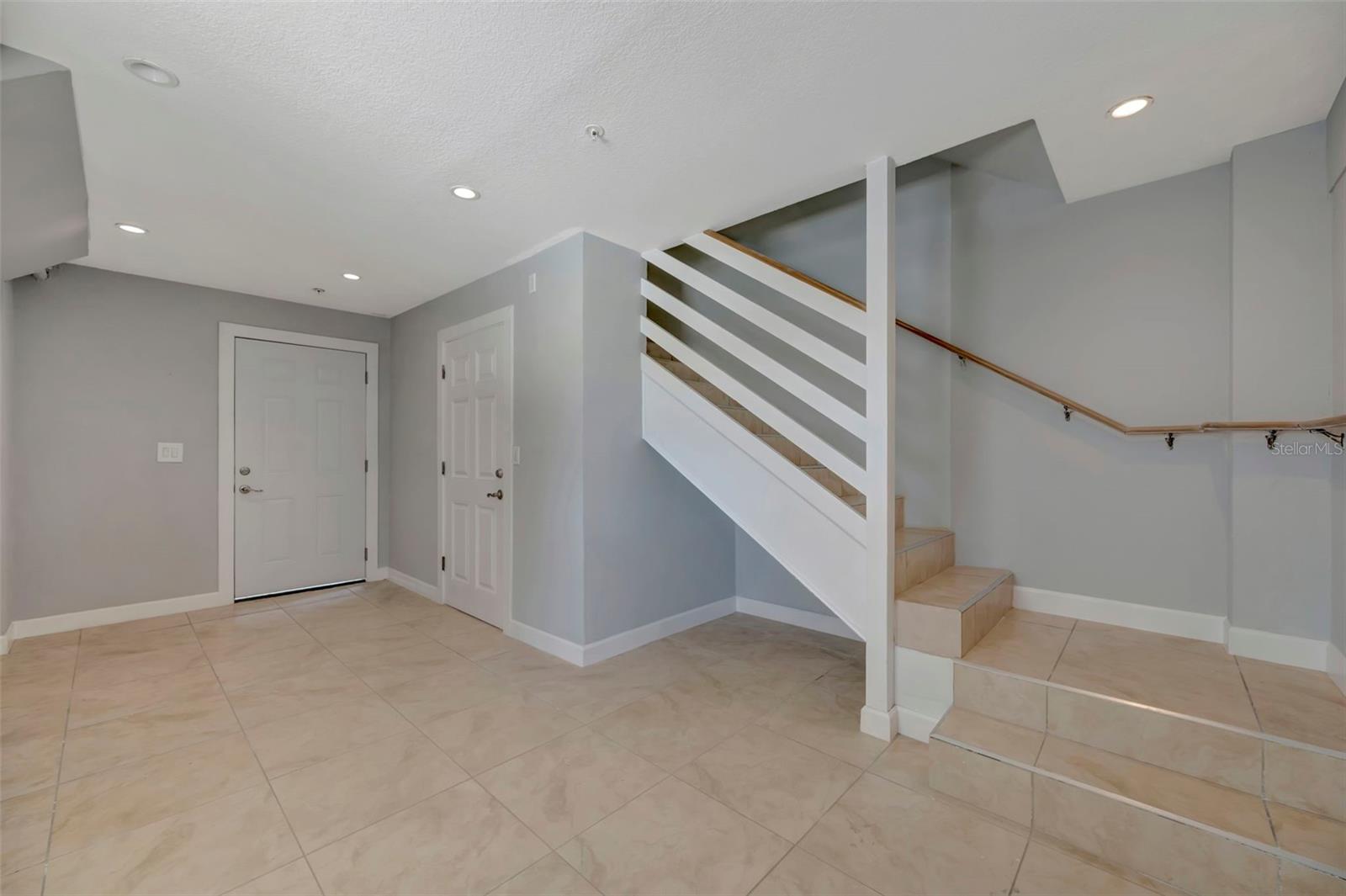 1105 GULF DR S #2, BRADENTON BEACH, FL, 34217