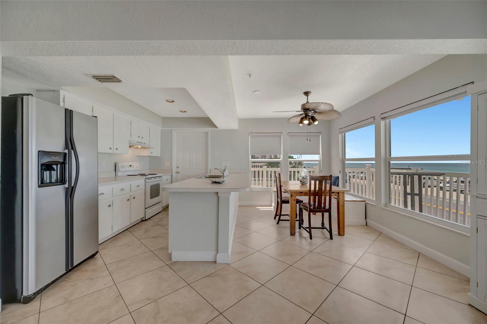 1105 GULF DR S #2, BRADENTON BEACH, FL, 34217