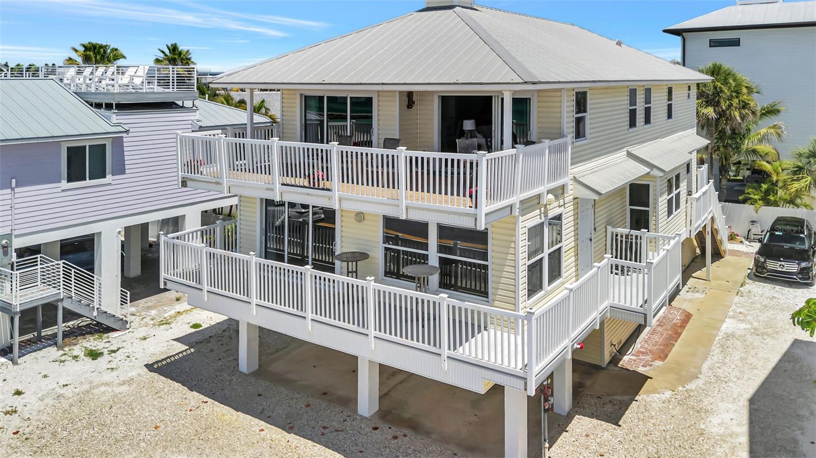 1105 GULF DR S #2, BRADENTON BEACH, FL, 34217