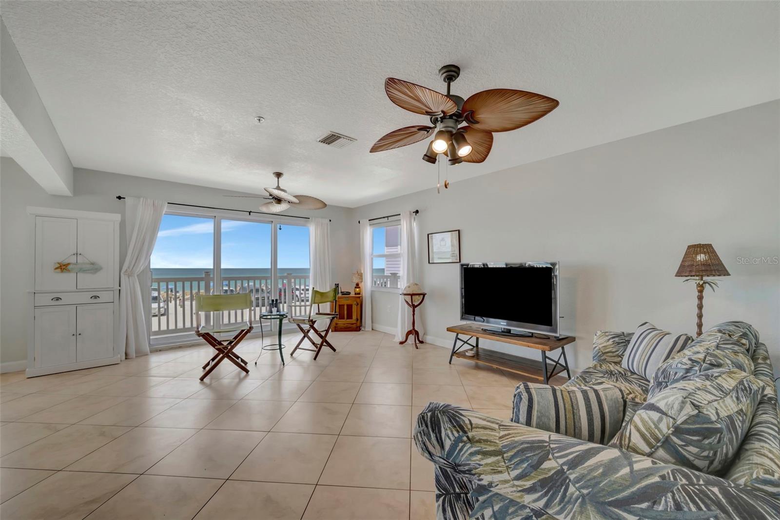 1105 GULF DR S #2, BRADENTON BEACH, FL, 34217