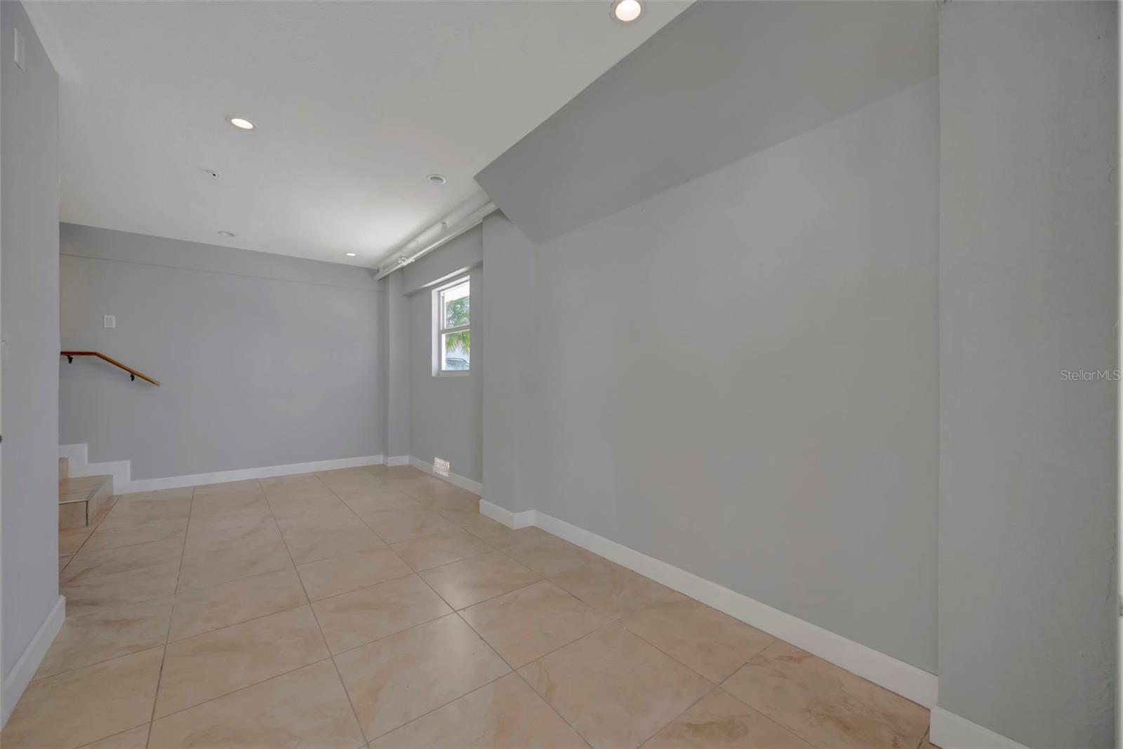 1105 GULF DR S #2, BRADENTON BEACH, FL, 34217