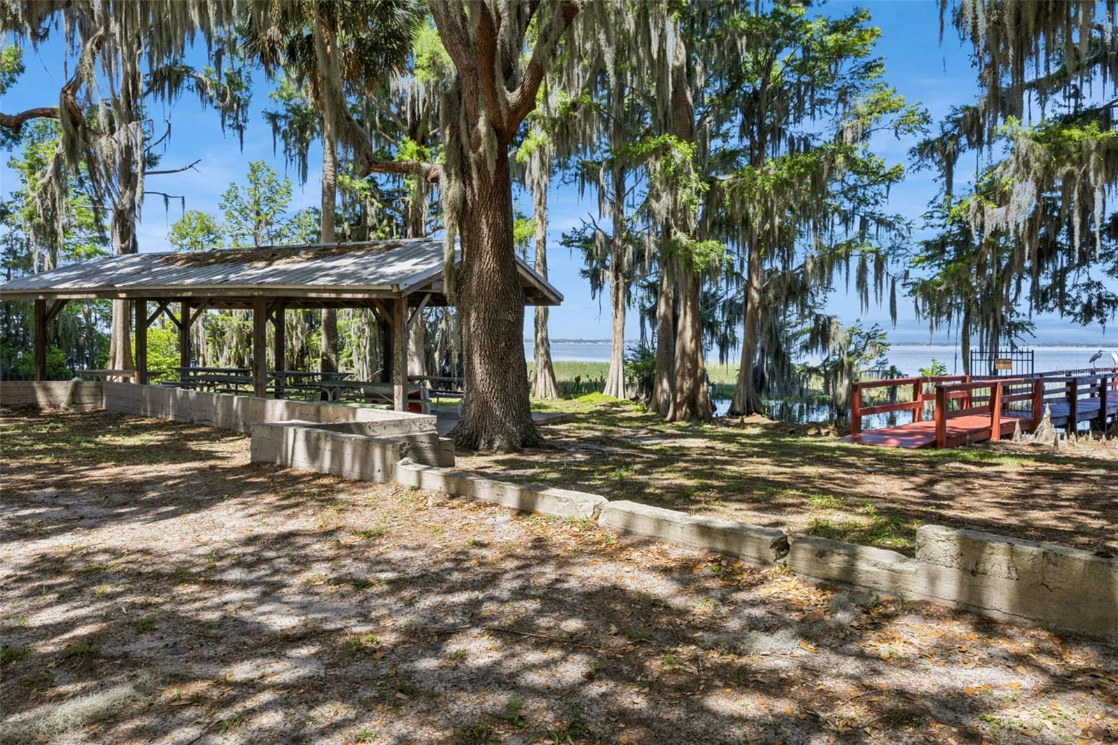 1224 PALMETTO RD, EUSTIS, FL, 32726