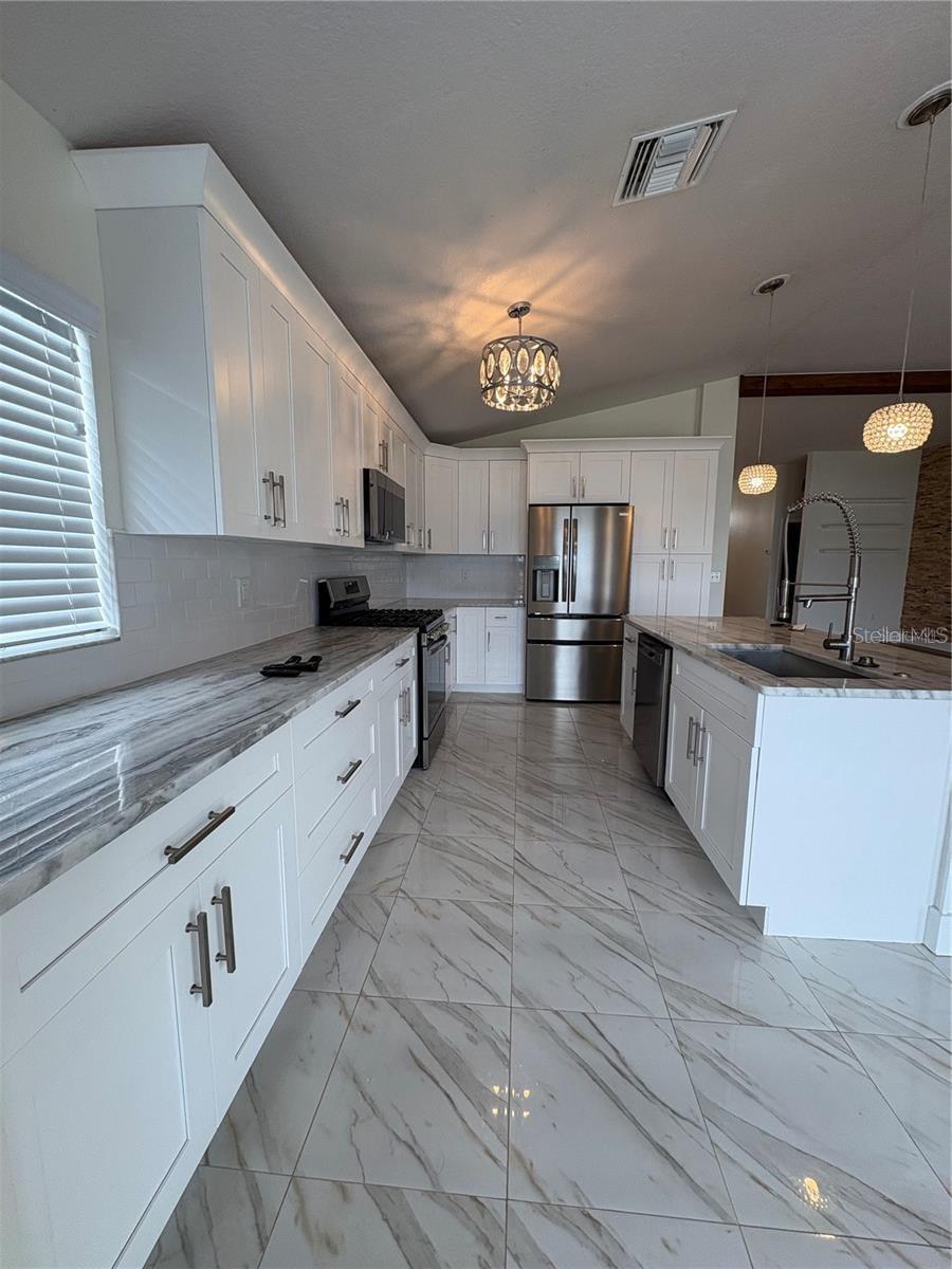 9820 BAYBORO BRIDGE DR, TAMPA, FL, 33626