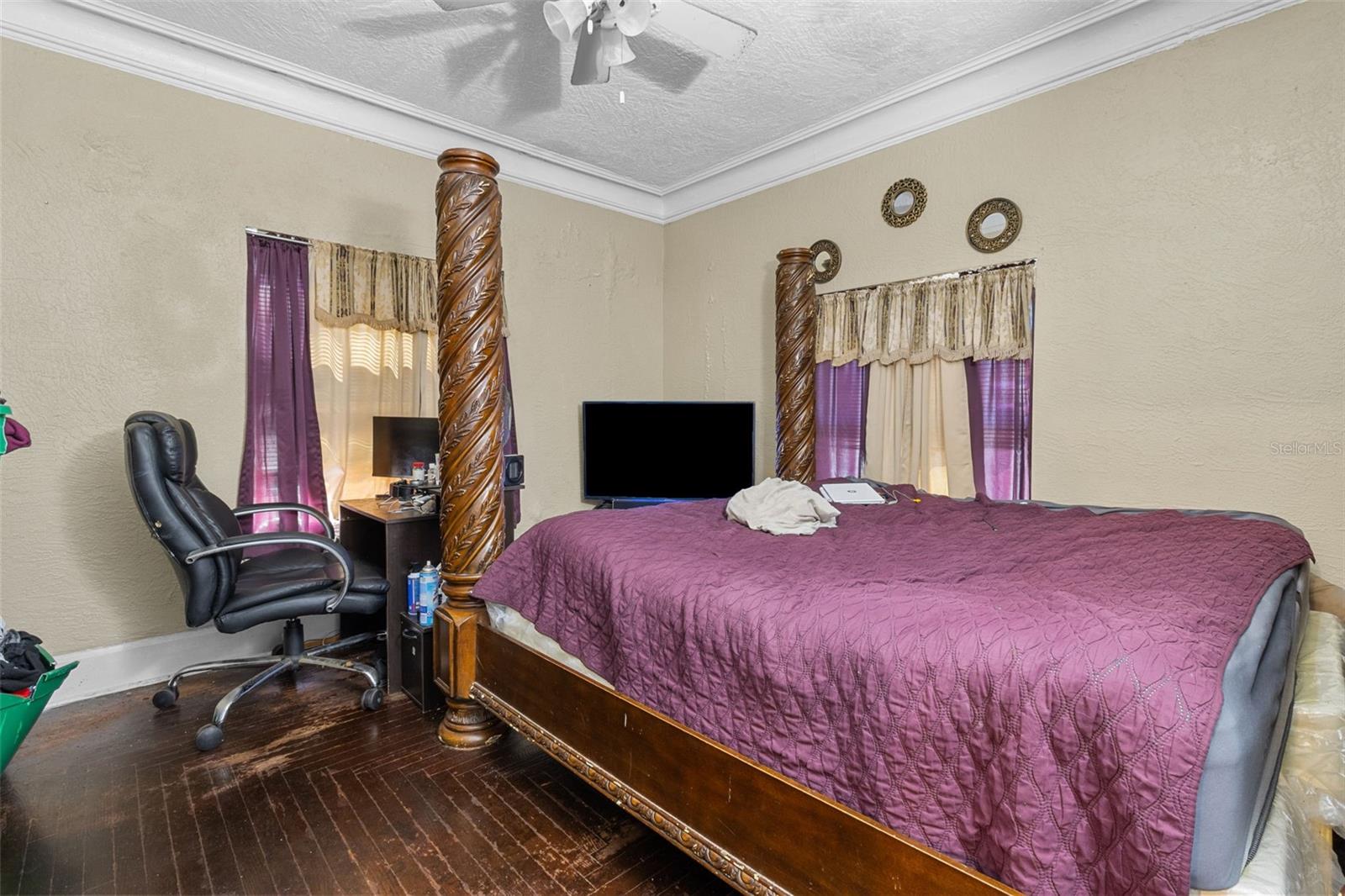 1900 17TH ST S, ST PETERSBURG, FL, 33712