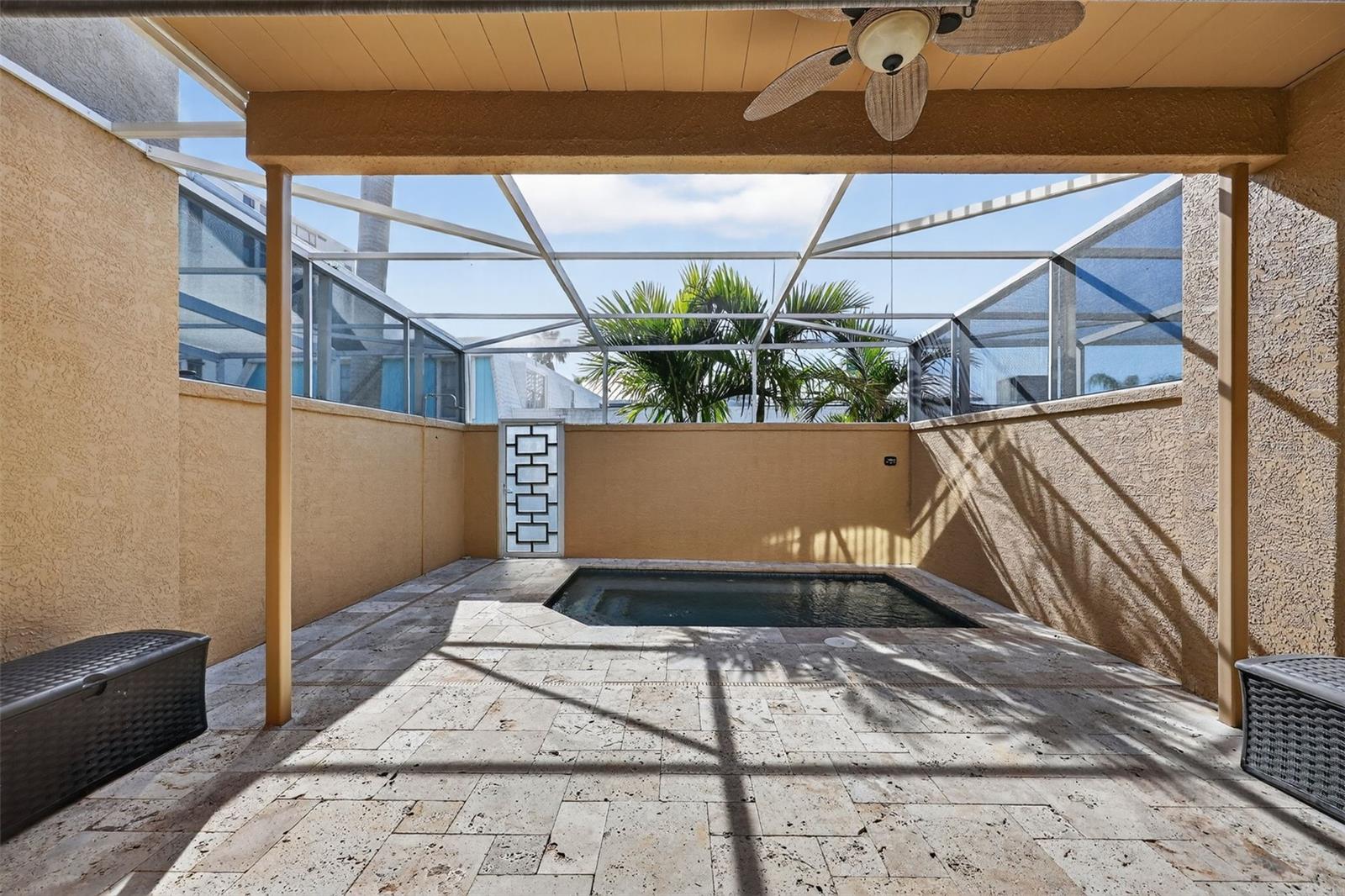 348 LARBOARD WAY, CLEARWATER BEACH, FL, 33767