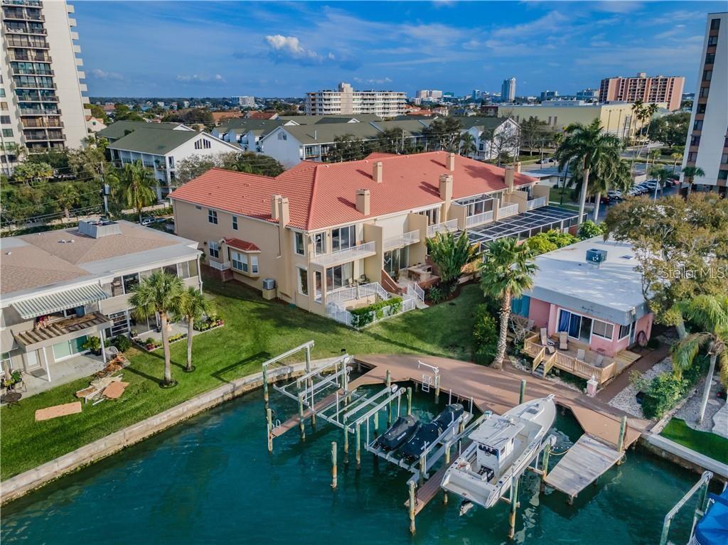 348 LARBOARD WAY, CLEARWATER BEACH, FL, 33767