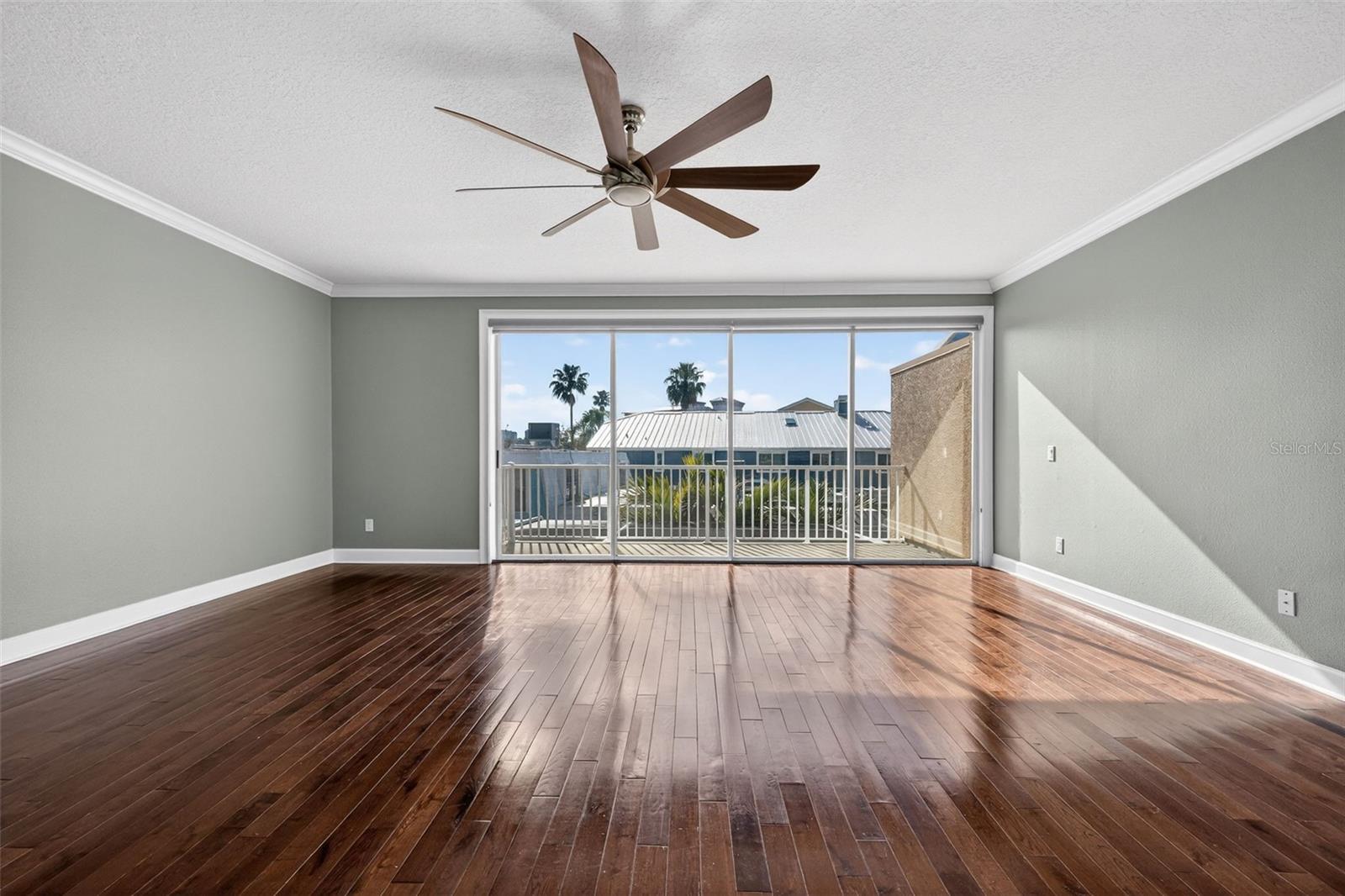 348 LARBOARD WAY, CLEARWATER BEACH, FL, 33767