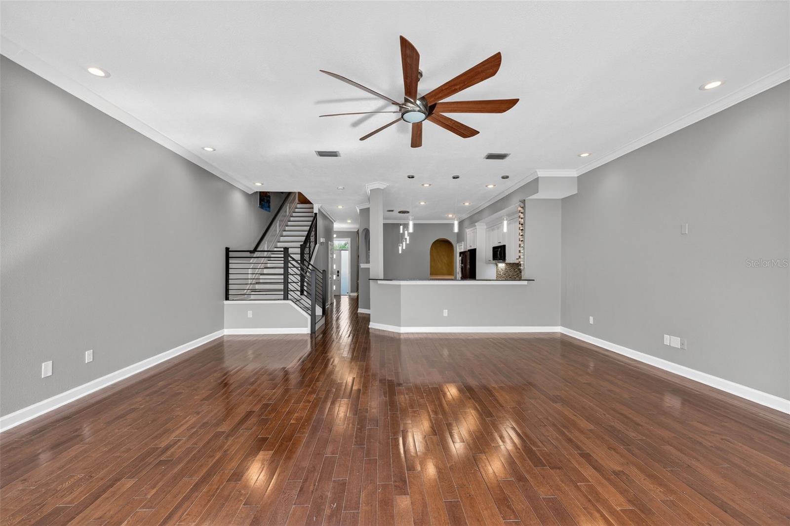 348 LARBOARD WAY, CLEARWATER BEACH, FL, 33767