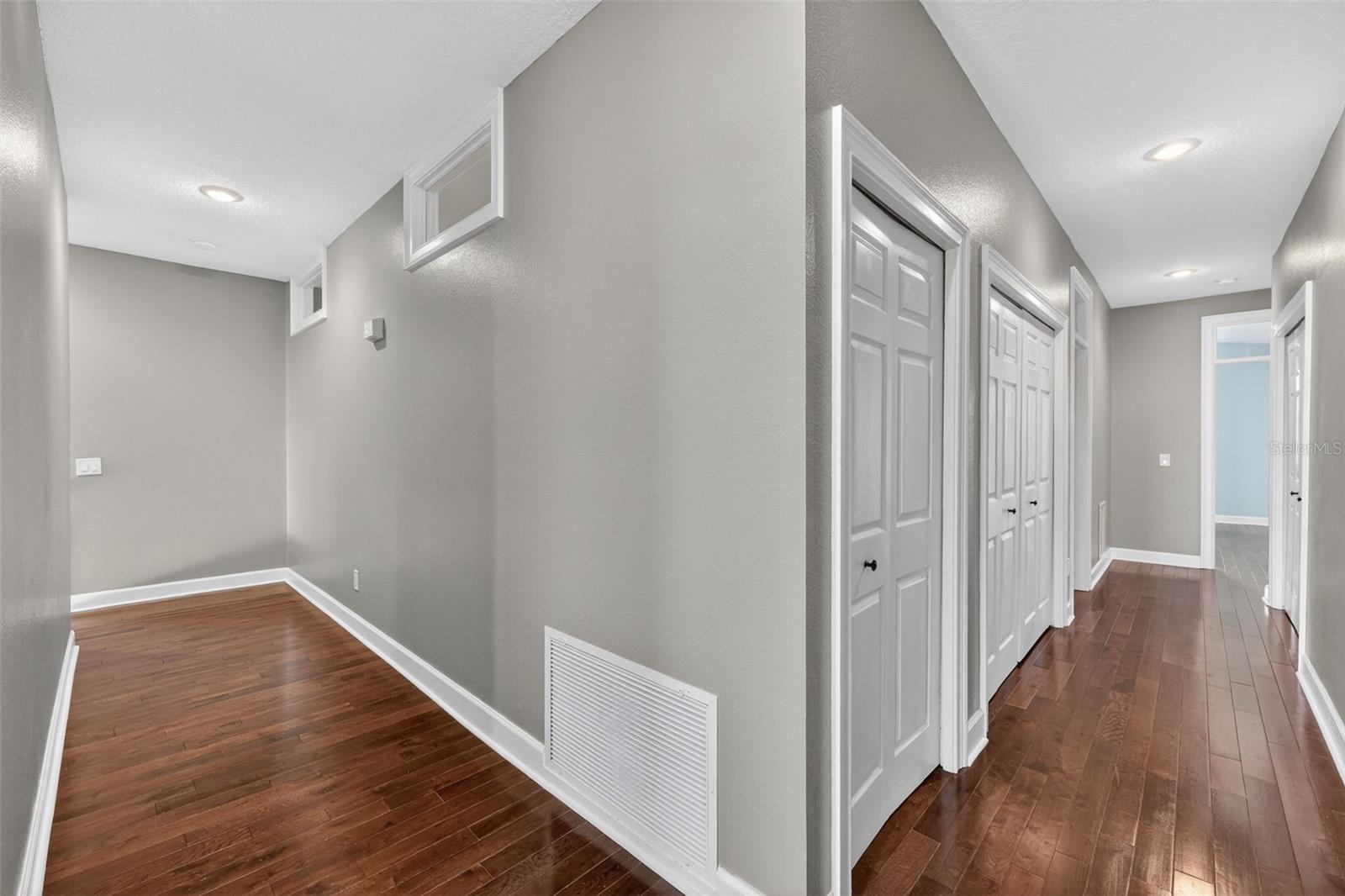 348 LARBOARD WAY, CLEARWATER BEACH, FL, 33767