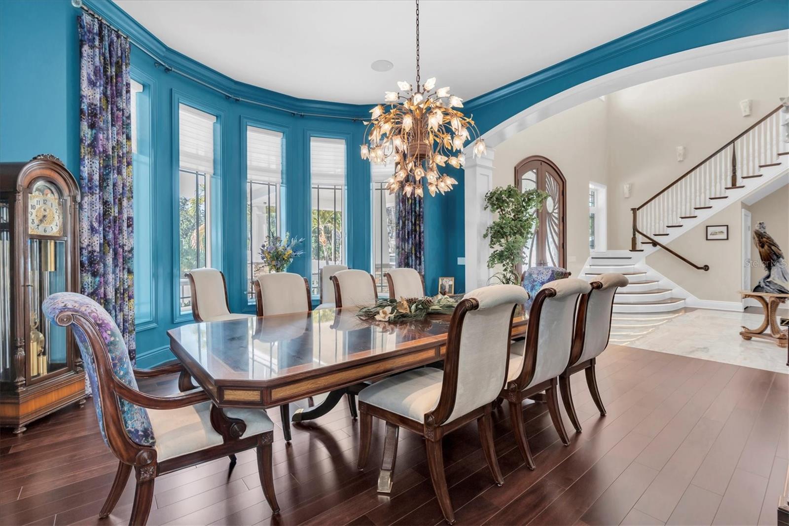 TB8482036 Property Photo