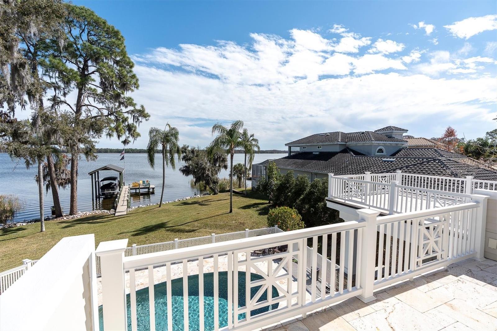 TB8482036 Property Photo