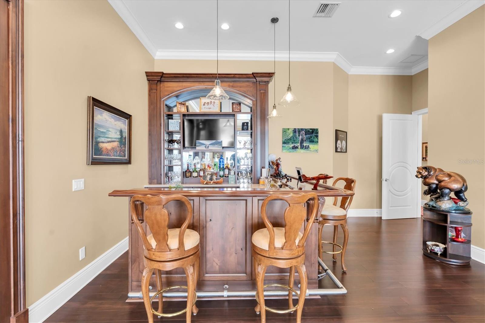 TB8482036 Property Photo