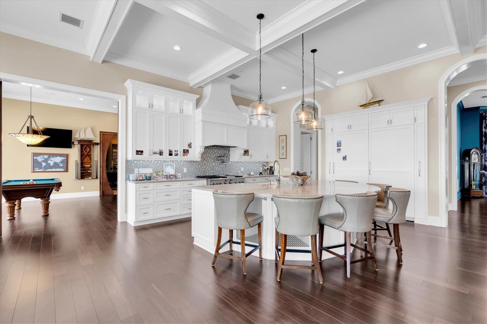 TB8482036 Property Photo