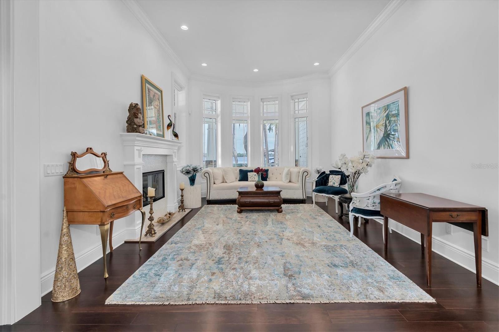 TB8482036 Property Photo