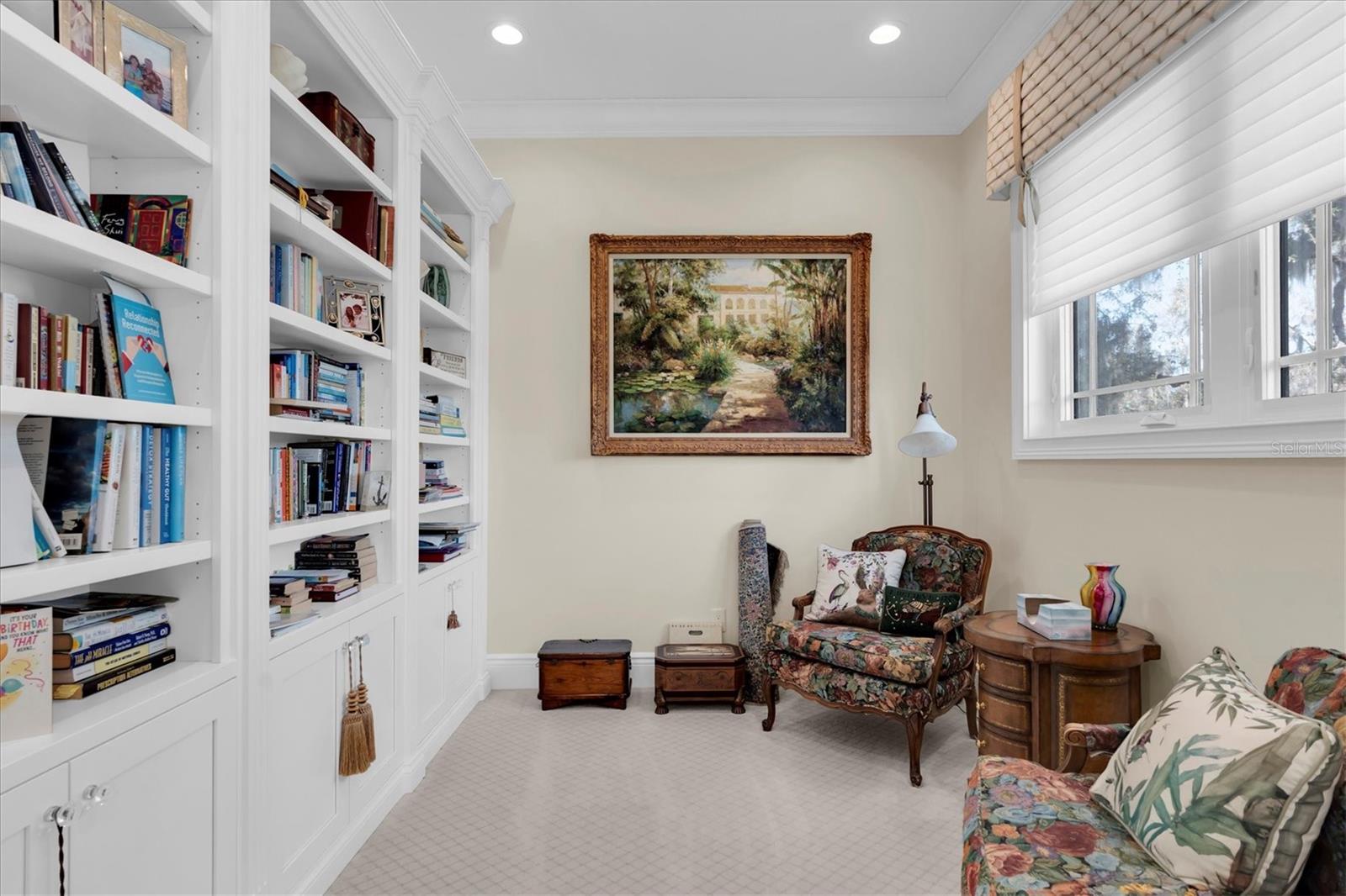 TB8482036 Property Photo