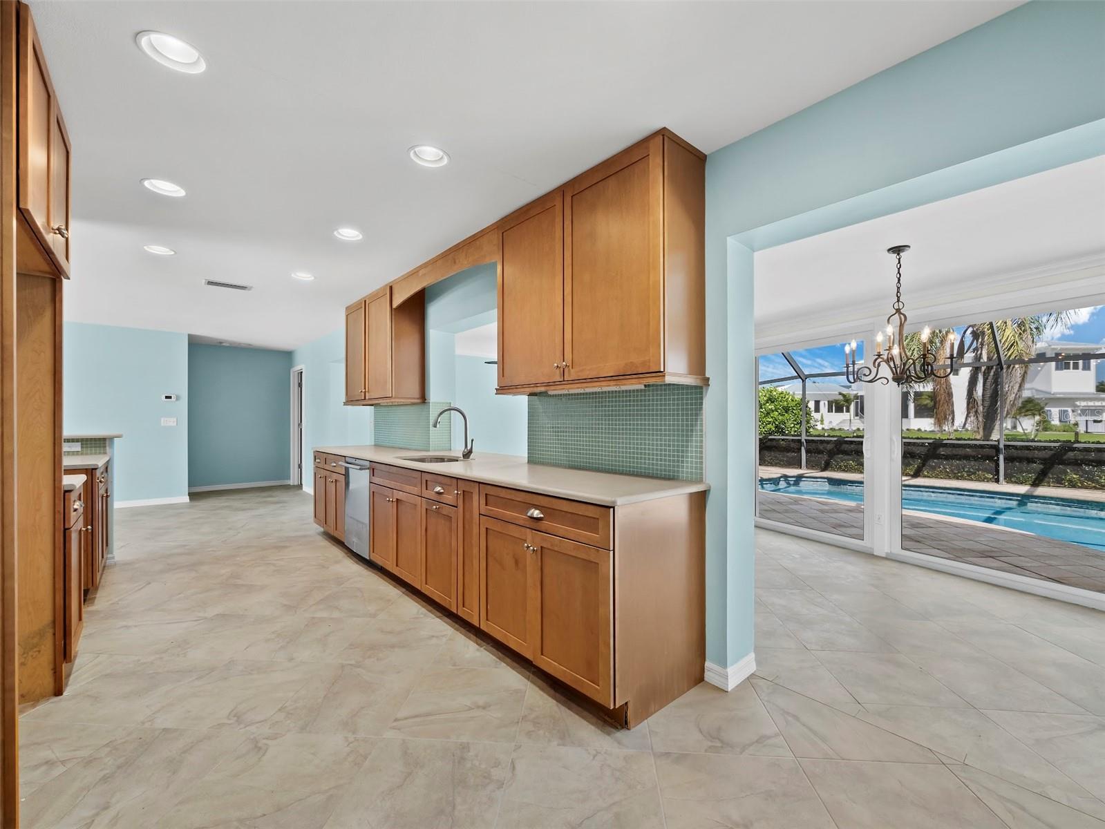 741 OLD COMPASS RD, LONGBOAT KEY, FL, 34228