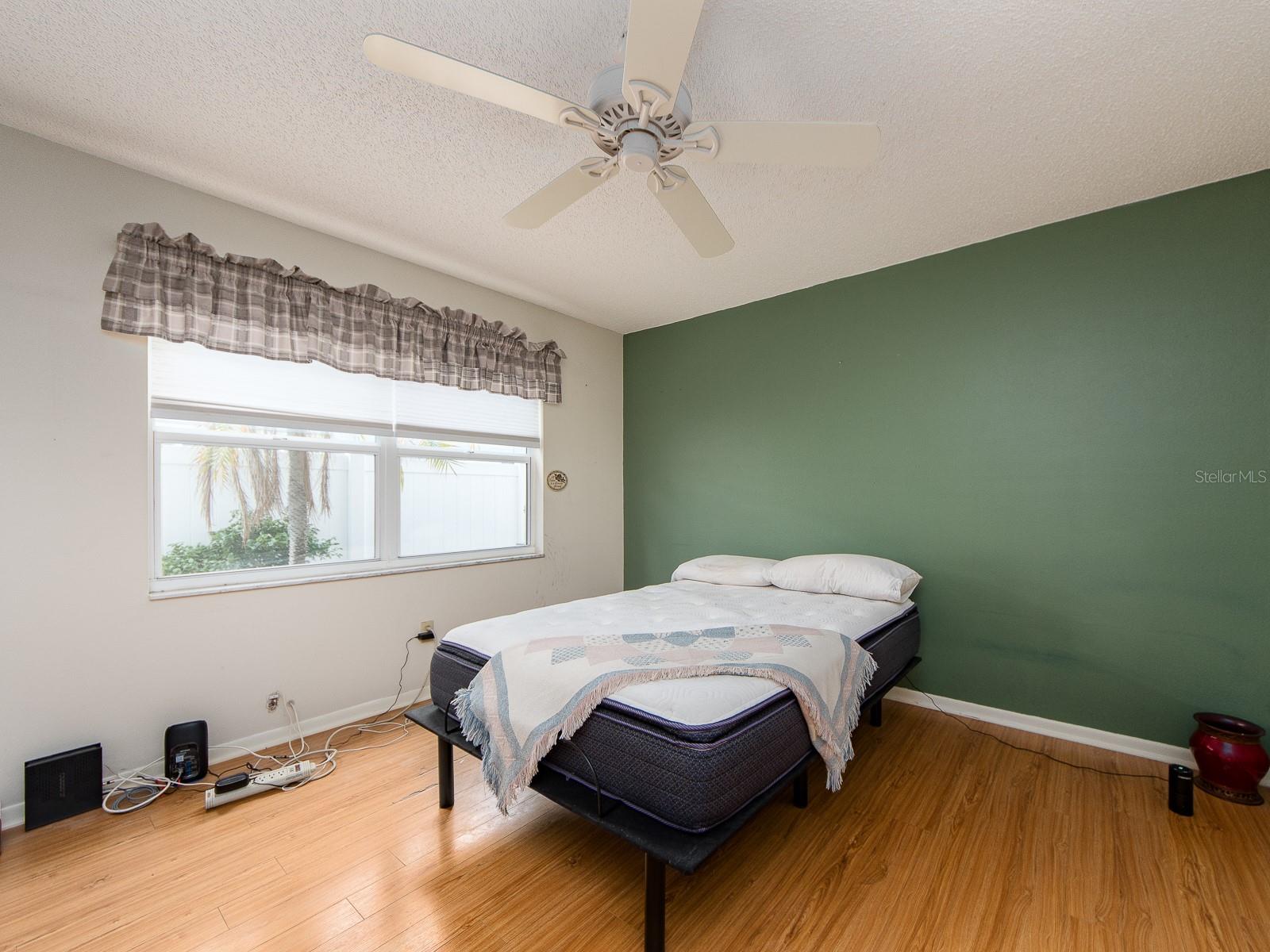 14370 91ST AVE, SEMINOLE, FL, 33776
