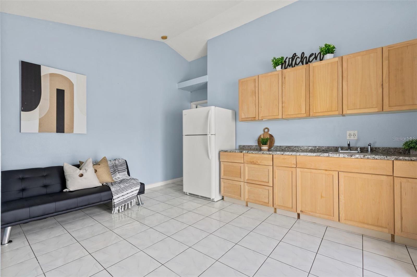 5102 N MACDILL AVE, TAMPA, FL, 33614