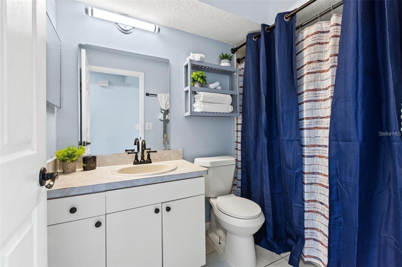 5102 N MACDILL AVE, TAMPA, FL, 33614