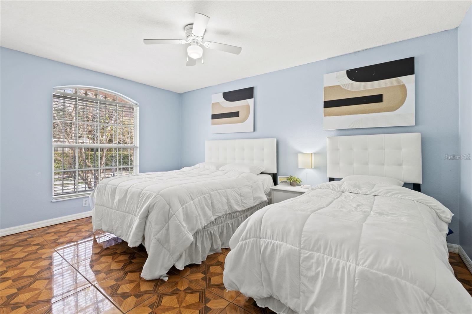 5102 N MACDILL AVE, TAMPA, FL, 33614