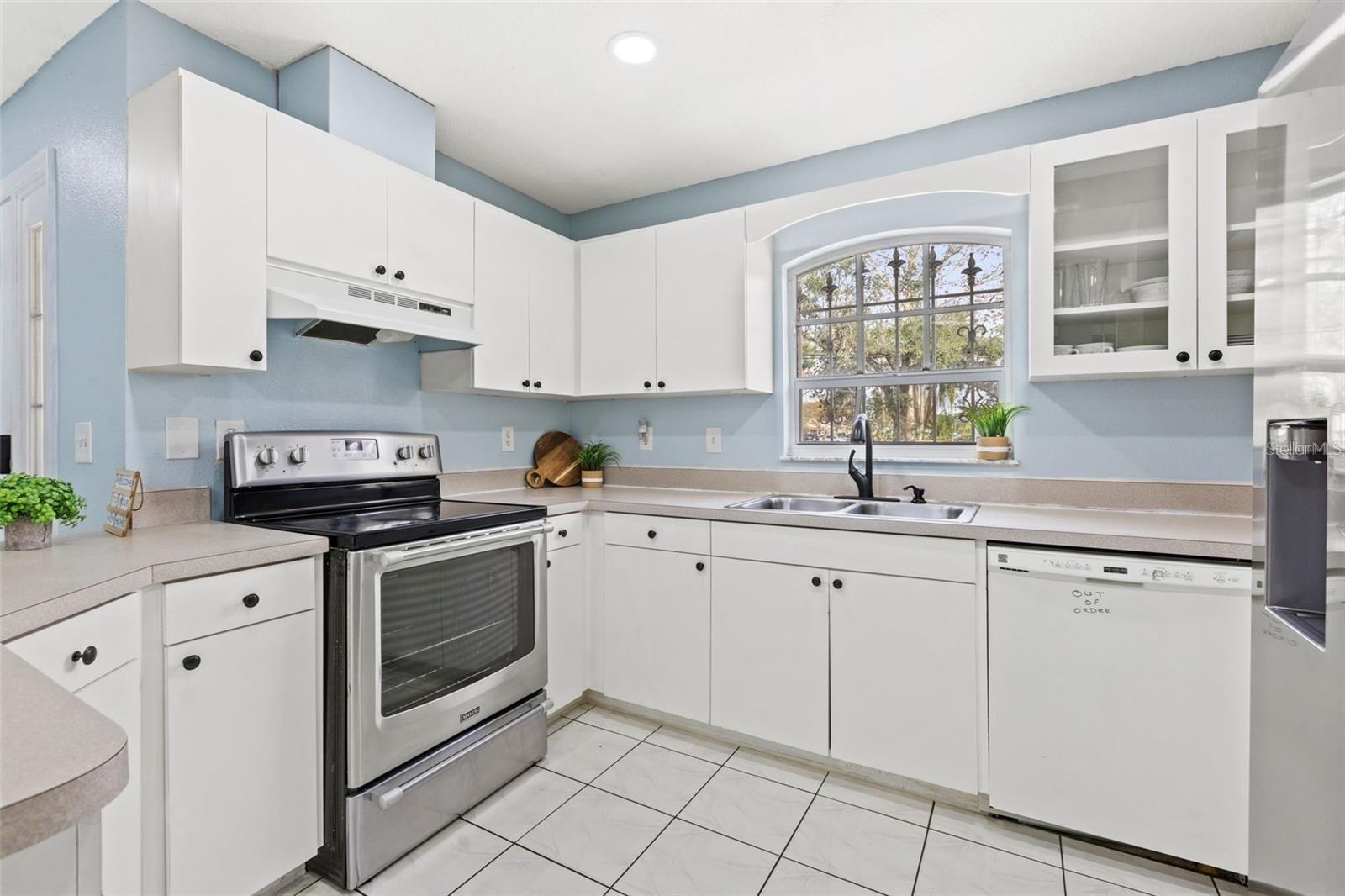5102 N MACDILL AVE, TAMPA, FL, 33614