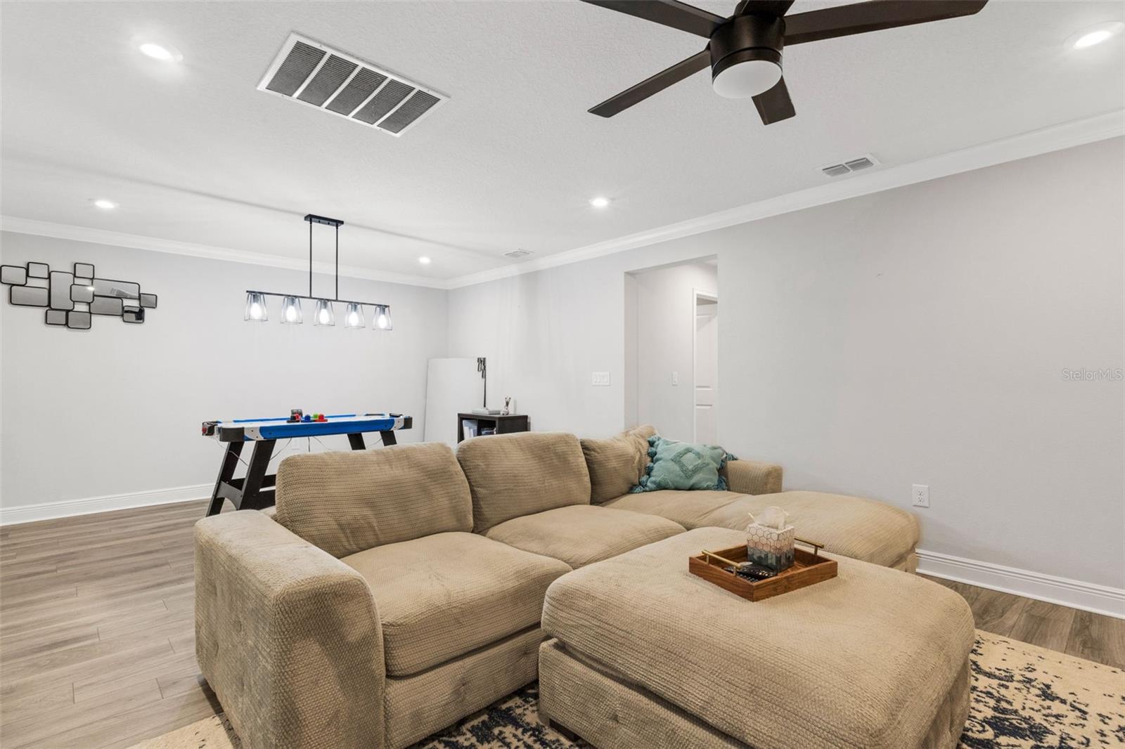 19298 BLUE POND DR, LUTZ, FL, 33558