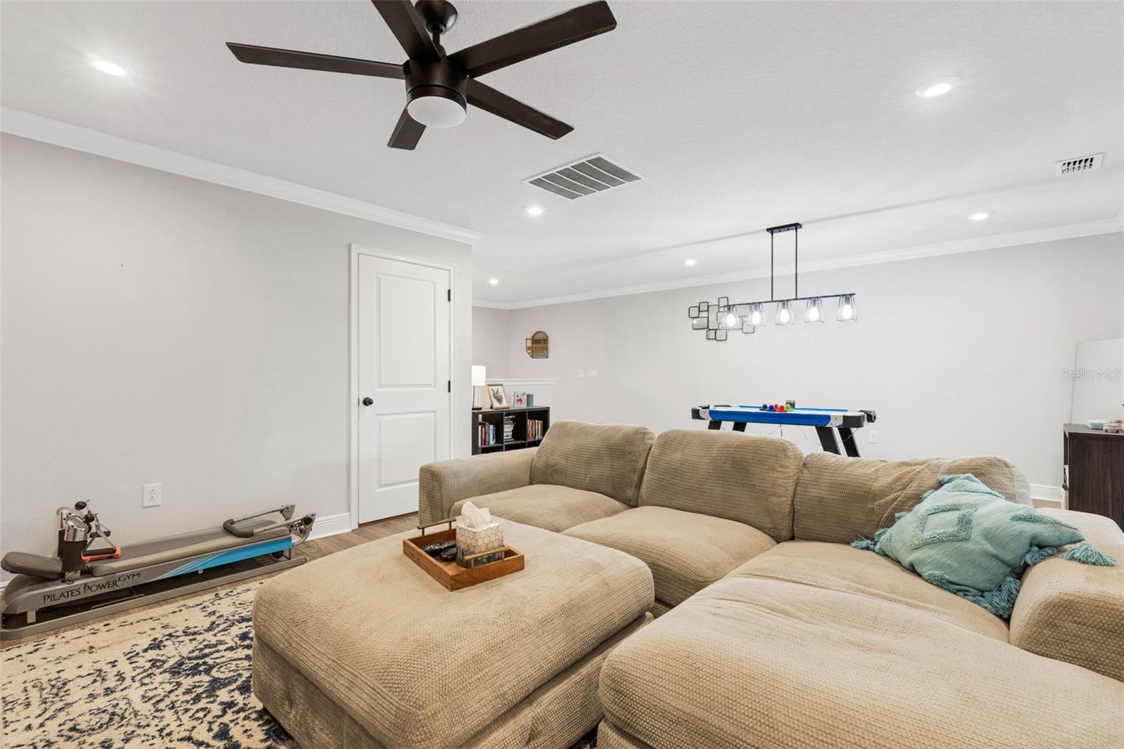 19298 BLUE POND DR, LUTZ, FL, 33558