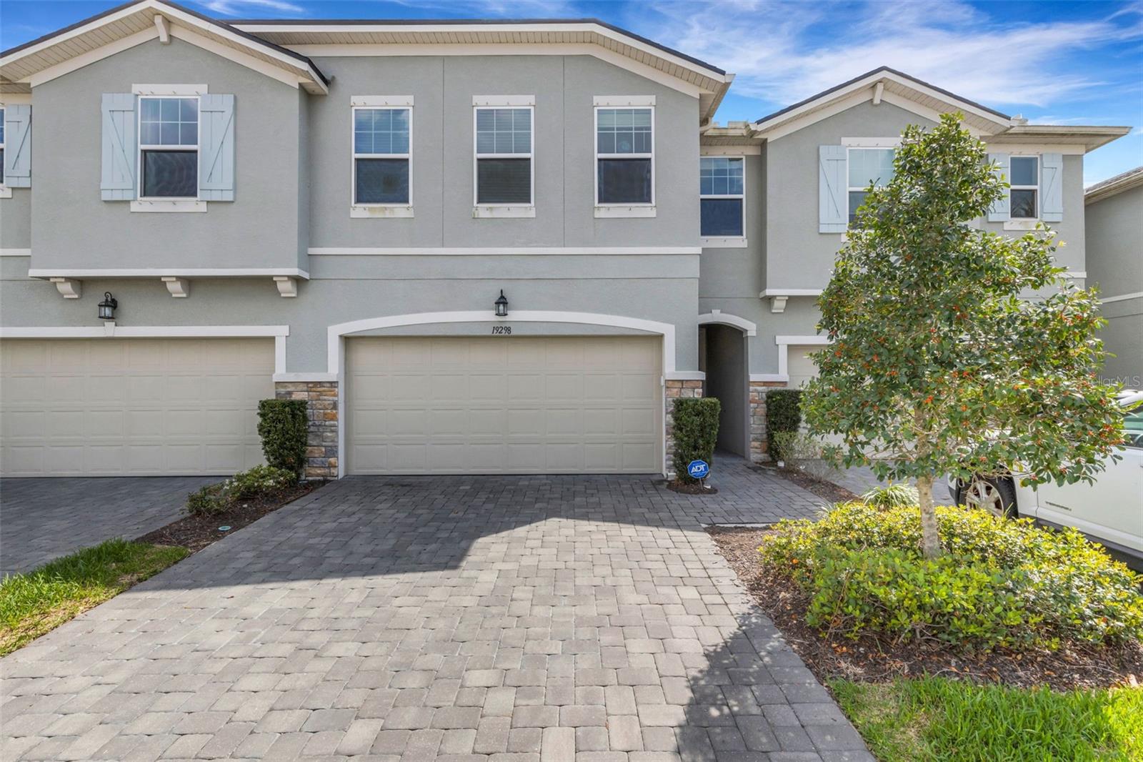 19298 BLUE POND DR, LUTZ, FL, 33558