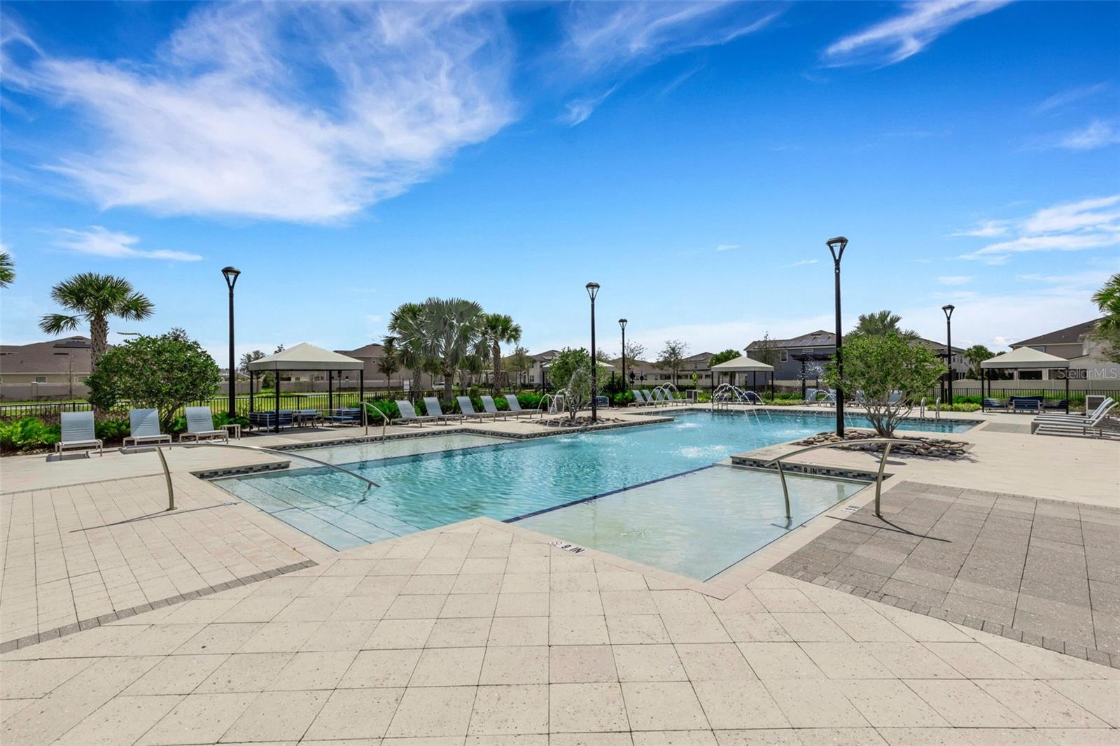 19298 BLUE POND DR, LUTZ, FL, 33558