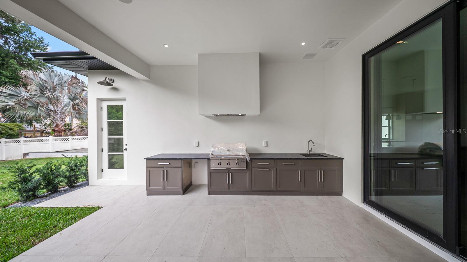 1833 BAYLARIAN BLVD, ORLANDO, FL, 32806