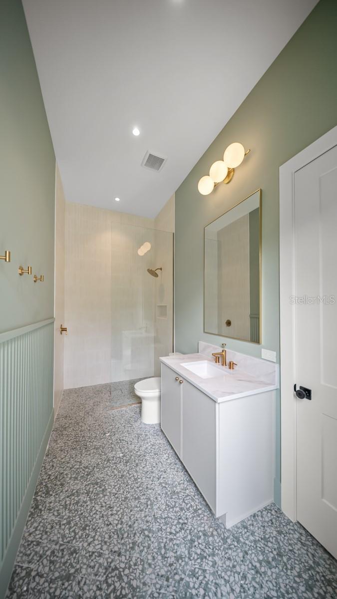 1833 BAYLARIAN BLVD, ORLANDO, FL, 32806