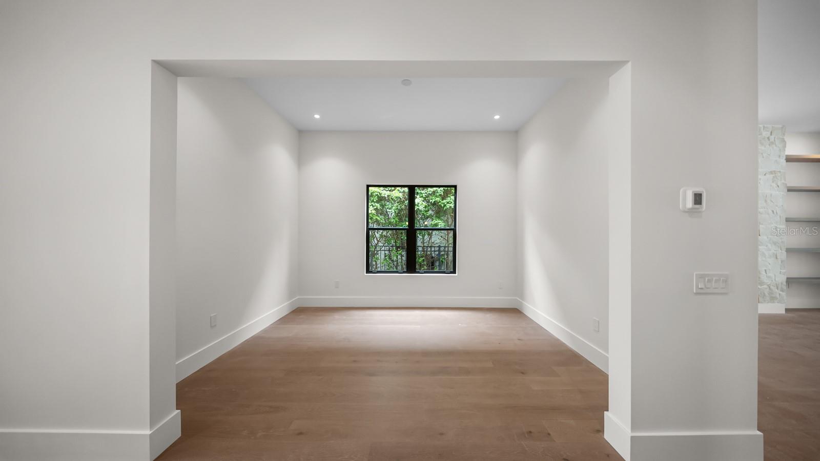 1833 BAYLARIAN BLVD, ORLANDO, FL, 32806