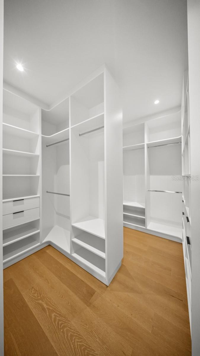 1833 BAYLARIAN BLVD, ORLANDO, FL, 32806