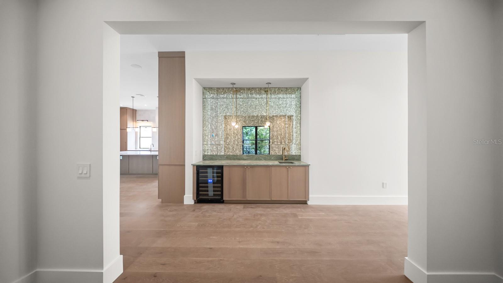 1833 BAYLARIAN BLVD, ORLANDO, FL, 32806