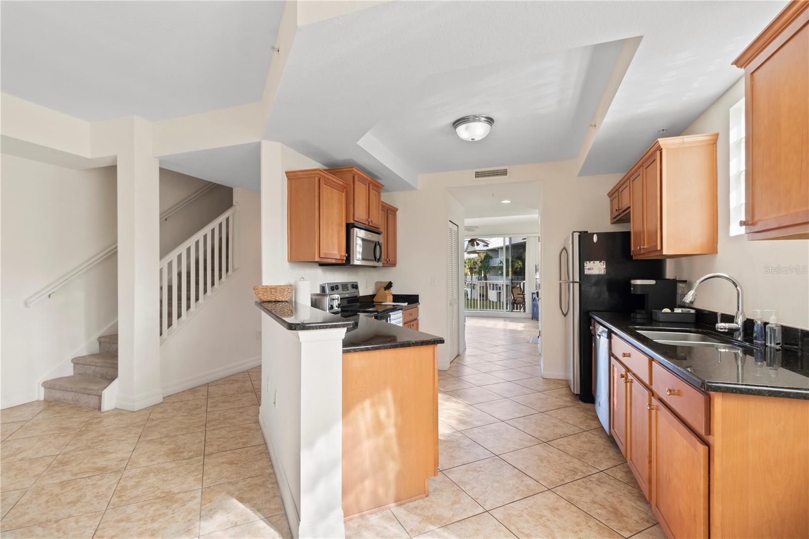 3255 MANGROVE POINT DR, RUSKIN, FL, 33570