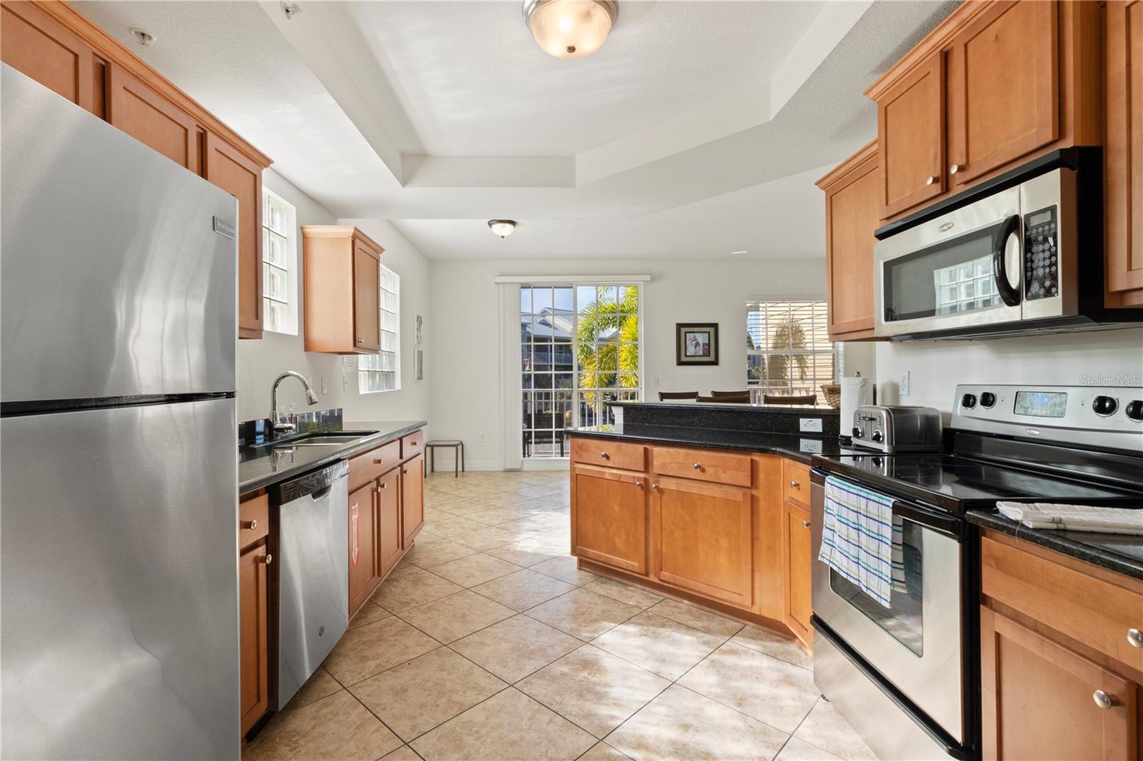 3255 MANGROVE POINT DR, RUSKIN, FL, 33570