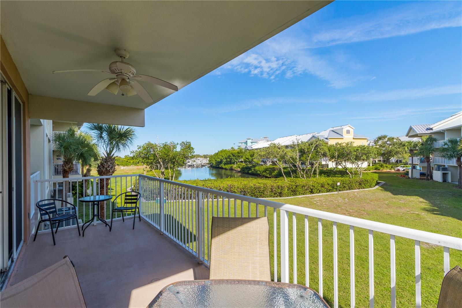 3255 MANGROVE POINT DR, RUSKIN, FL, 33570