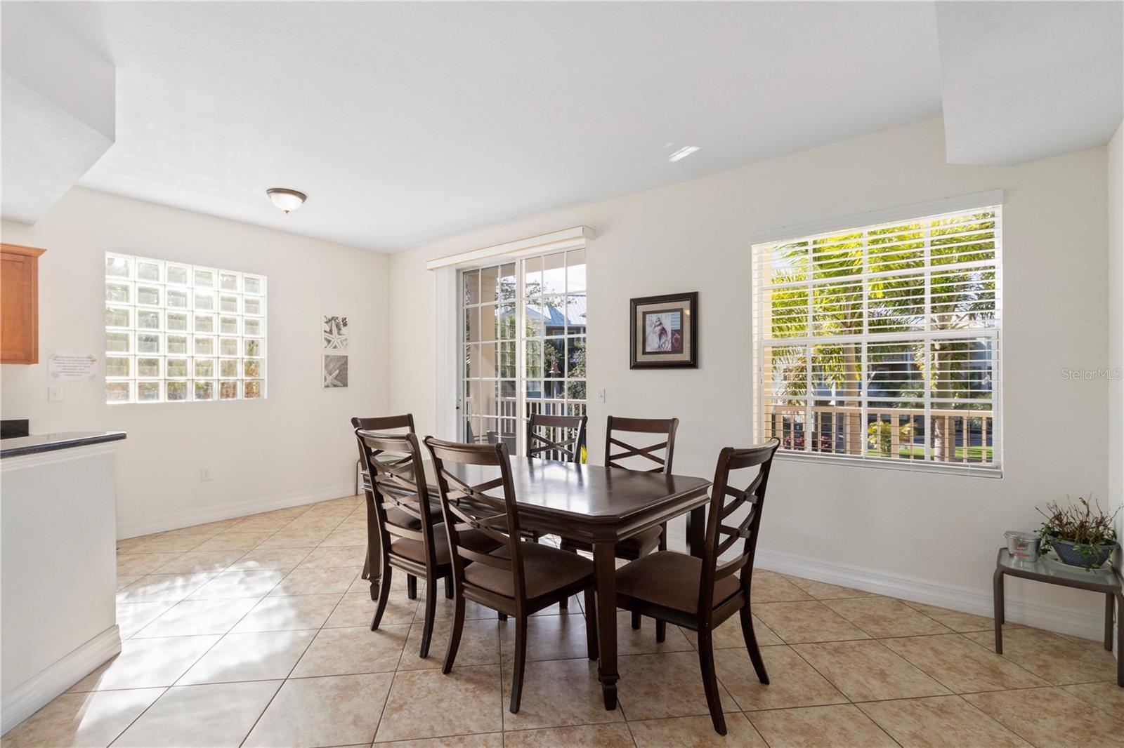 3255 MANGROVE POINT DR, RUSKIN, FL, 33570