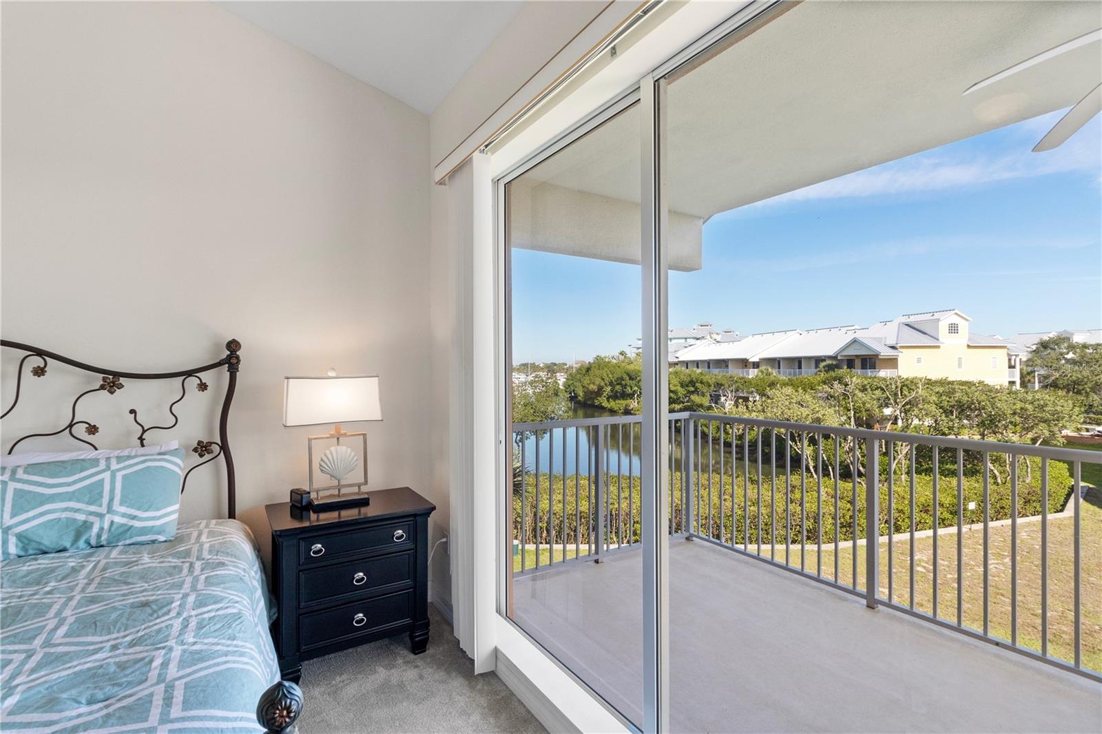 3255 MANGROVE POINT DR, RUSKIN, FL, 33570