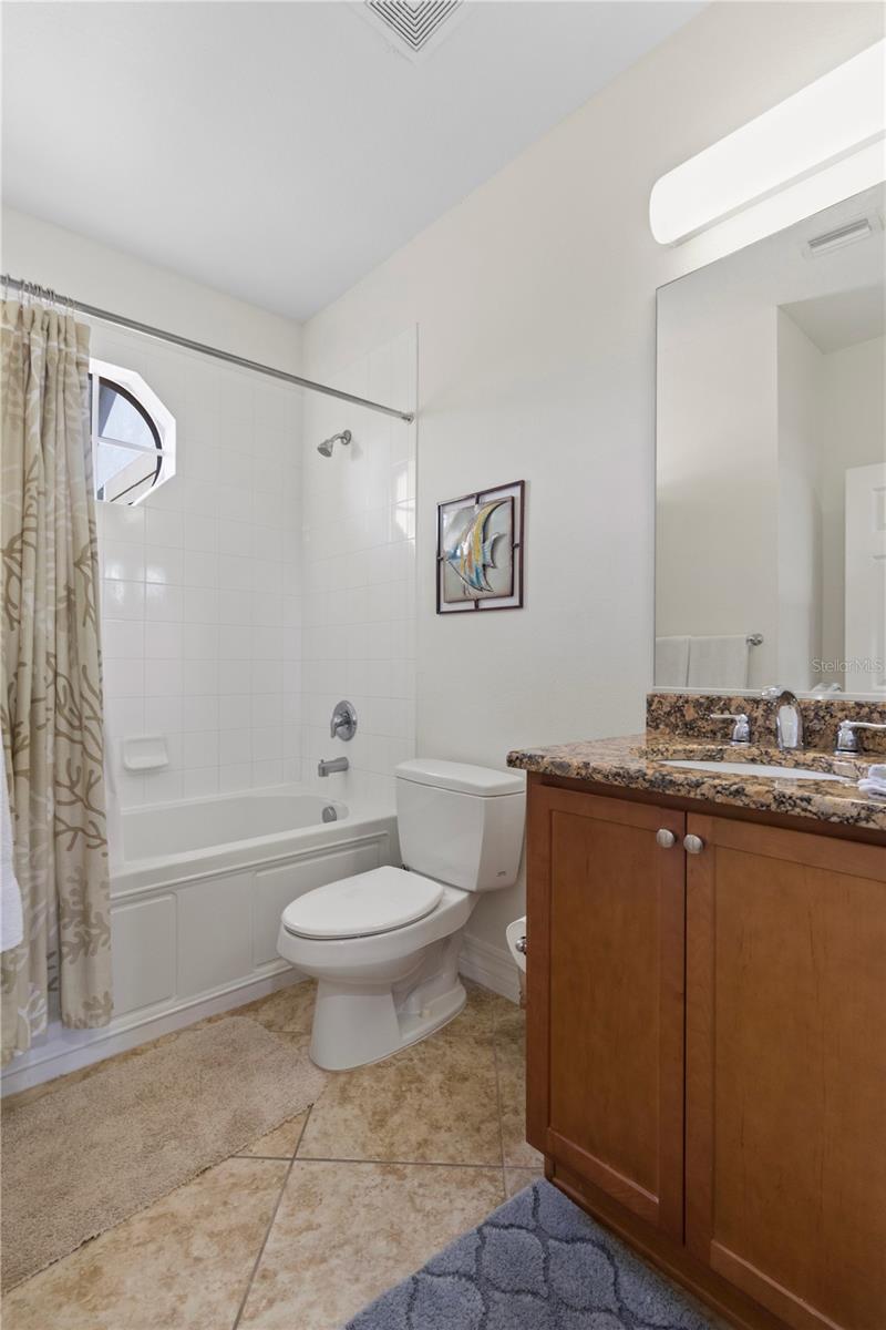 3255 MANGROVE POINT DR, RUSKIN, FL, 33570