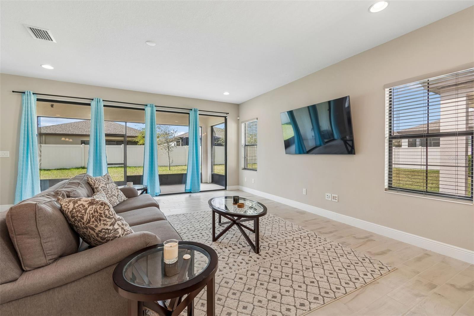 12453 HORSESHOE BEND DR, LITHIA, FL, 33547