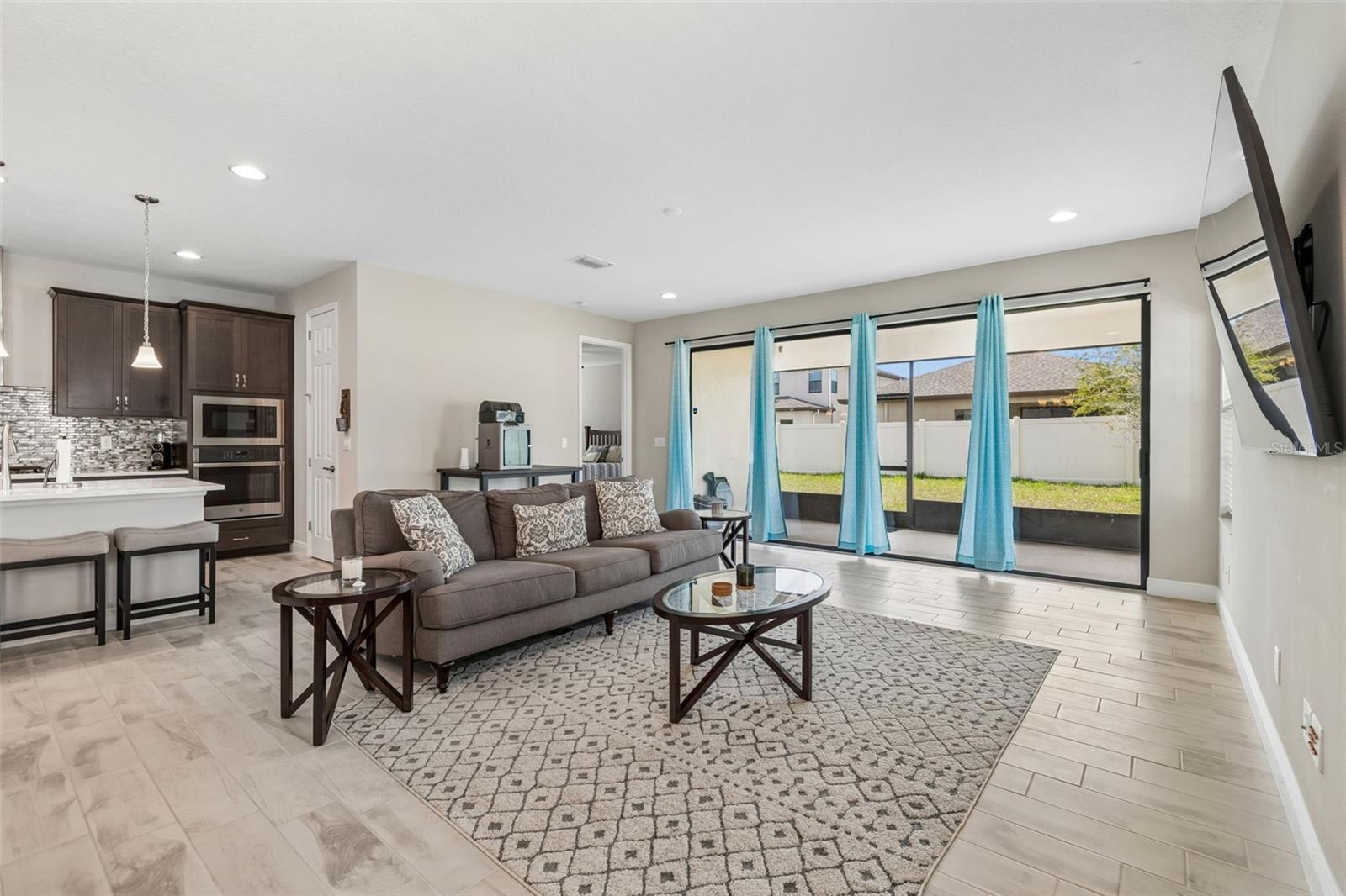 12453 HORSESHOE BEND DR, LITHIA, FL, 33547