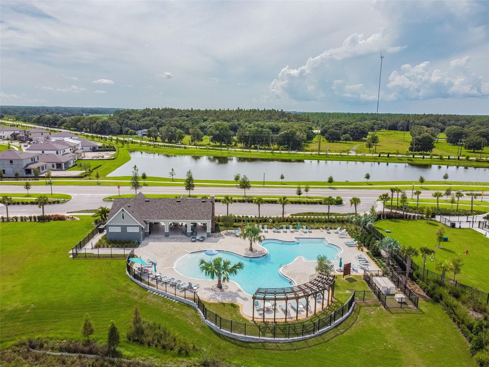 12453 HORSESHOE BEND DR, LITHIA, FL, 33547