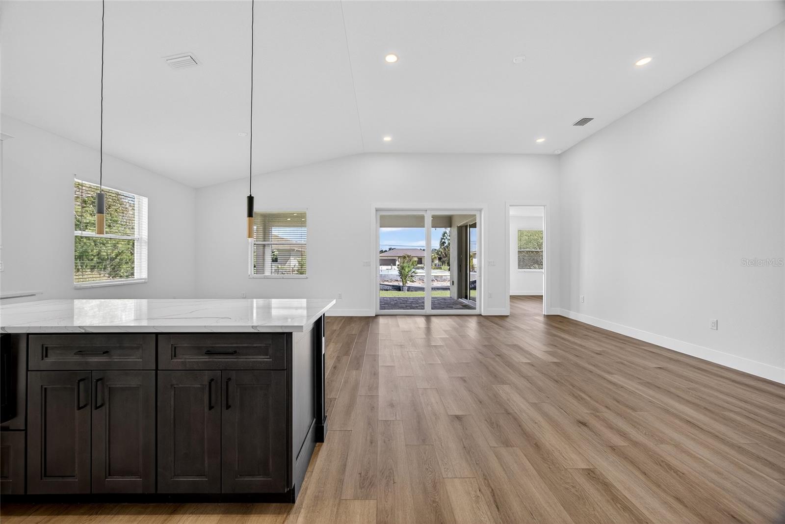 107 BEBB CT, ROTONDA WEST, FL, 33947
