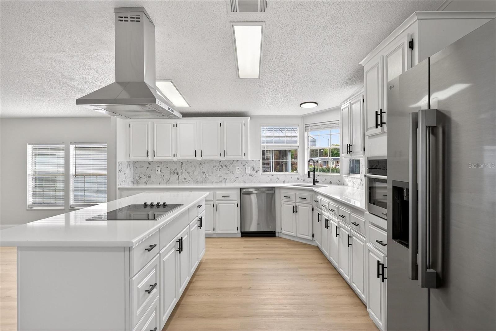 3009 MANATEE RD, TAVARES, FL, 32778