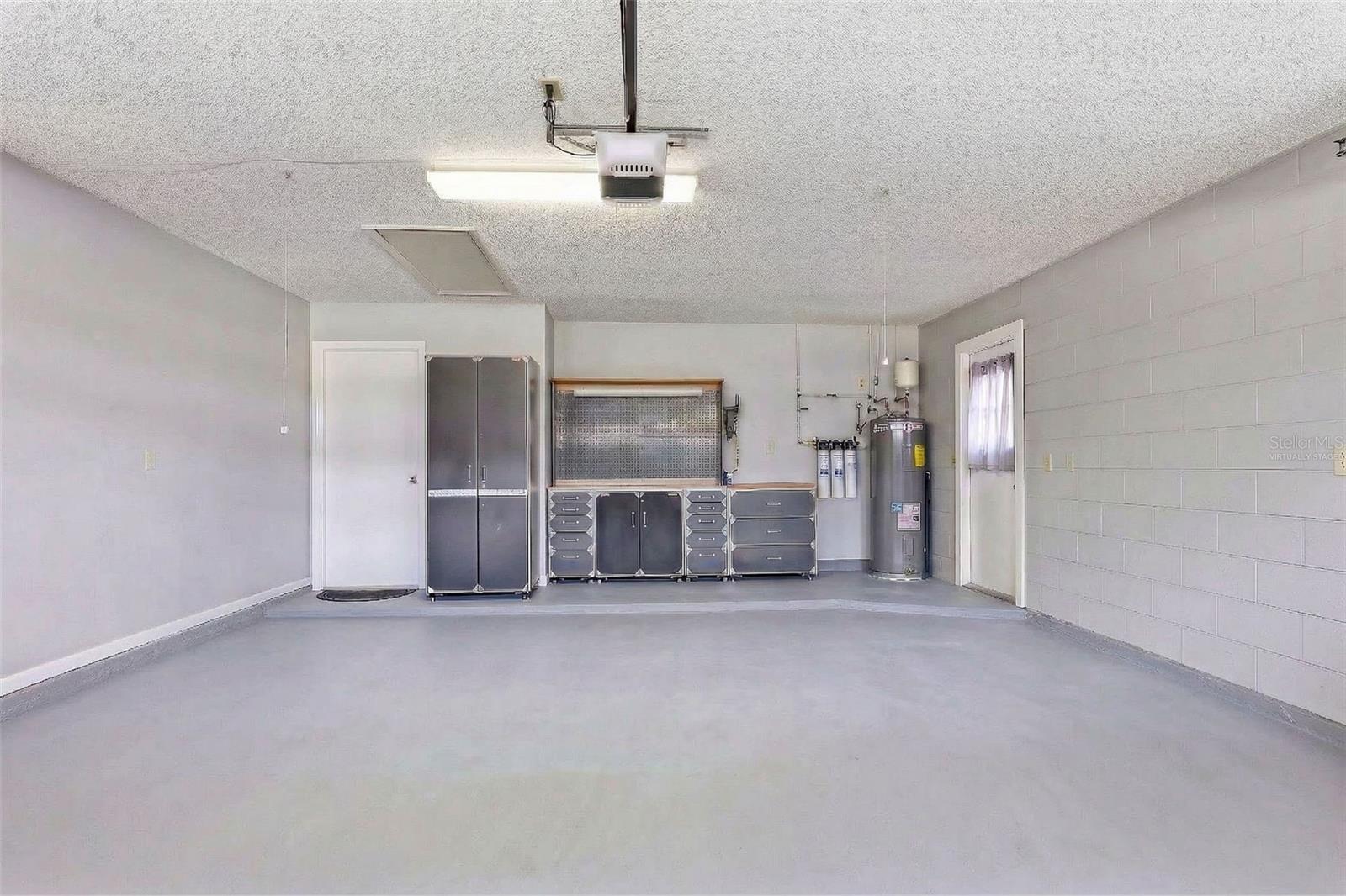 9727 FOX CHAPEL RD, TAMPA, FL, 33647
