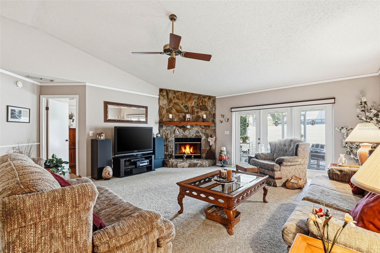 9727 FOX CHAPEL RD, TAMPA, FL, 33647
