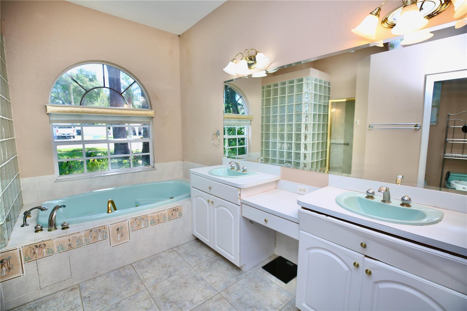 2686 CRYSTAL CIR, DUNEDIN, FL, 34698