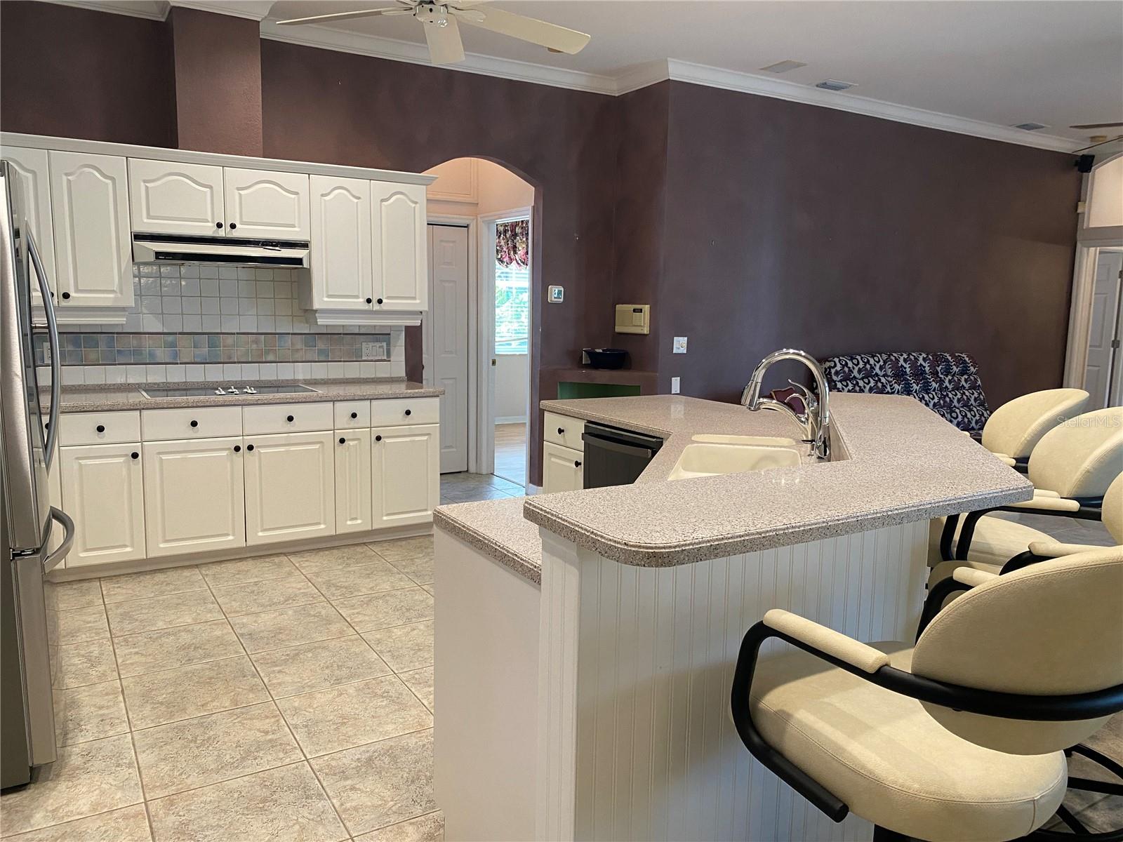 2686 CRYSTAL CIR, DUNEDIN, FL, 34698